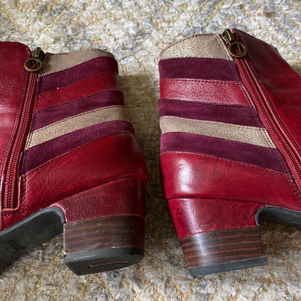 Jambu Wine Multi Leather Ankle Booties - Picture 9 of 10